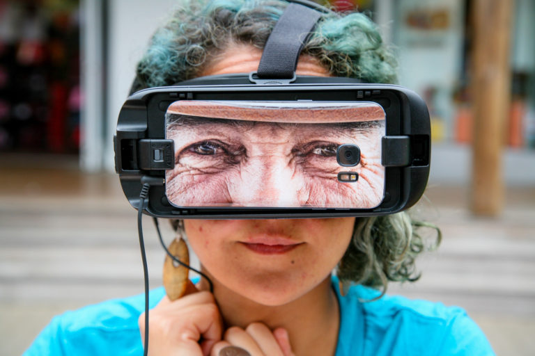 Virtual reality headset with fun illustration