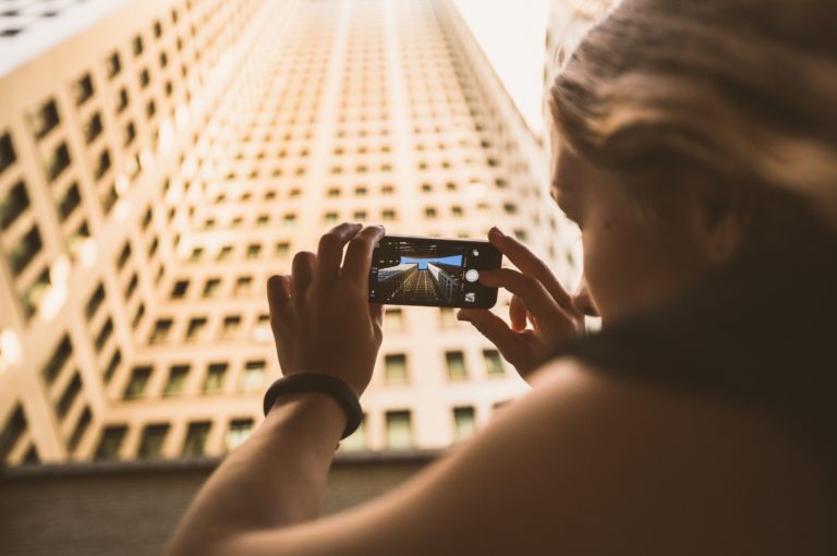 Taking a mobile photo