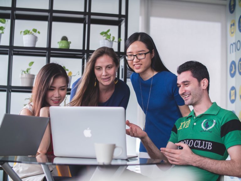 Authentic brand storytelling gives life to content. This is a much-proven principle for your internal marketing team.