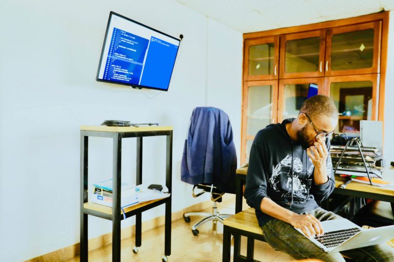Collaborate on a unified customer experience