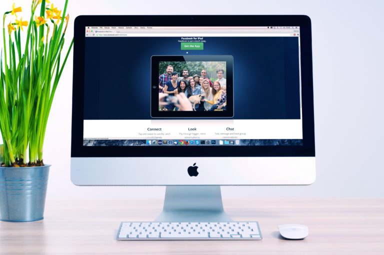 Group photo on desktop screen