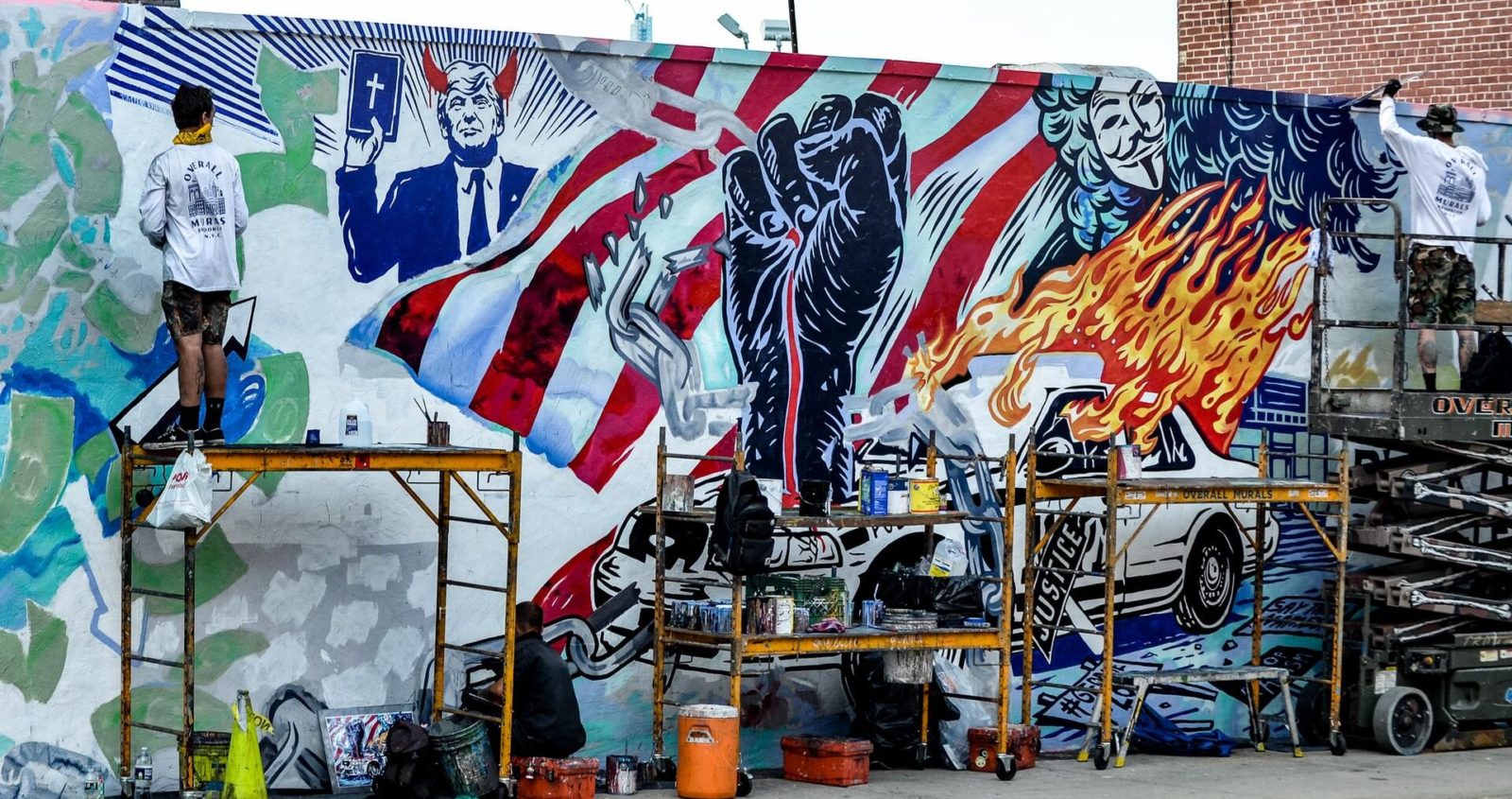 mural street art with 2020 imagery